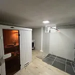 Mit Sauna Und Pool
