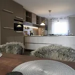 Mit Sauna Und Pool Apartment