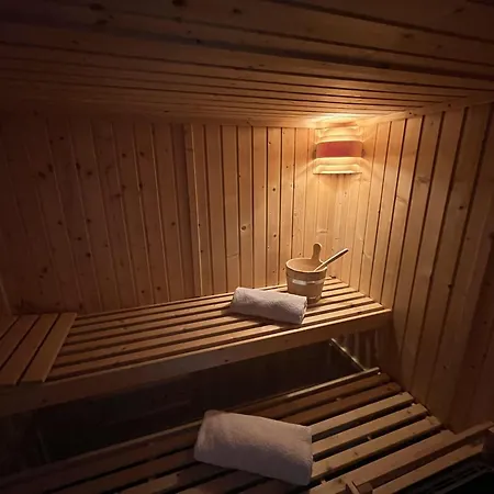 Mit Sauna Und Pool Apartment *