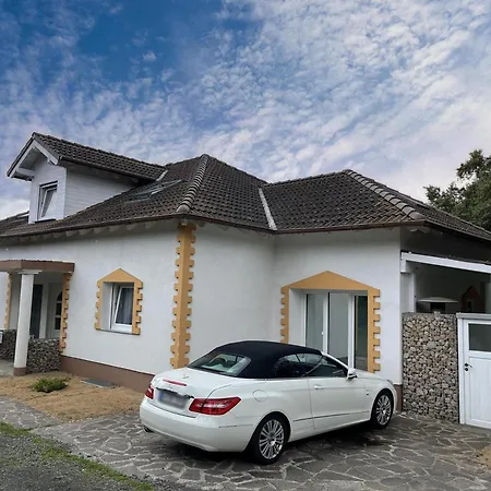 Mit Sauna Und Pool *