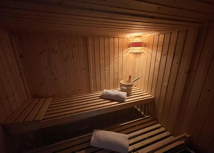 Mit Sauna Und Pool Apartmán *