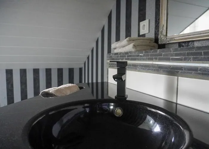 Mit Sauna Und Pool * Niederdürenbach