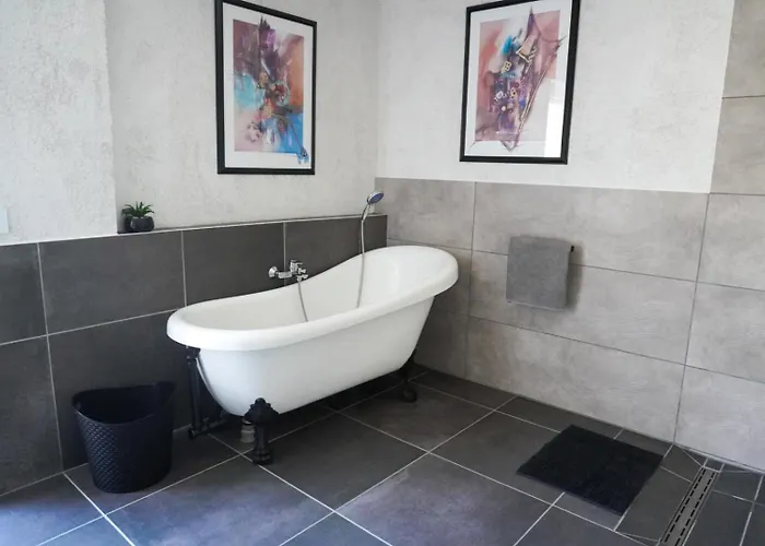 Mit Sauna Und Pool *